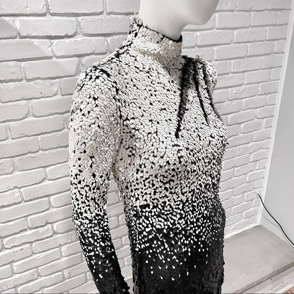 VINTAGE VALENTINO WHITE BLACK OMBRE OVAL SEQUIN SHINY GLOW BRIGHT GLAM LUXURY - Picture 5 of 17